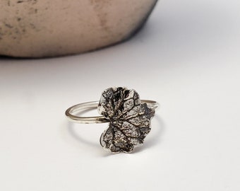 Silver Ivy Leaf ring, Sterling Silver Jewelry, Woodland Jewelry, Botanical Jewelry, Oxidized Leaf ring, Nature Jewelry