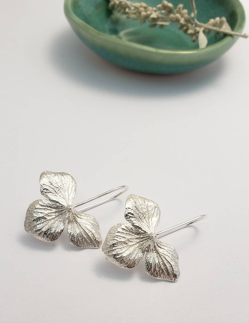 Hydrangea Flower earrings in Sterling Silver for women, Brelokz image 2