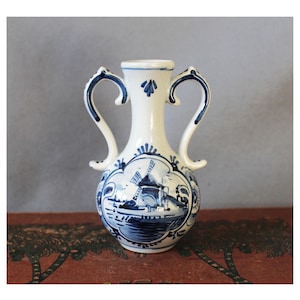 Very small vintage ceramic Delft vase, flower bud vase, blue flowers windmill, Holland Dutch, blue and white, 491 Pyramide hand painted