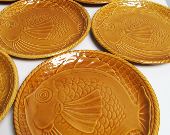 Vintage Ceramic Fish Plates at Ryan Dobson blog