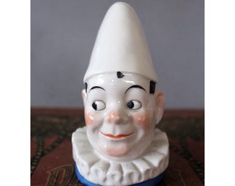 Antique porcelain Pierrot doll head, clown head figurine, ruffle jester collar, novelty collectible Figural