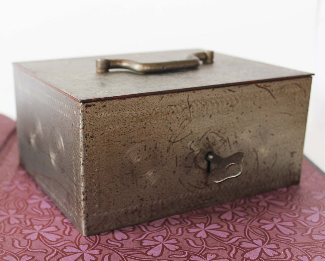 Vintage French Beaumont Cash Box, Metal Cash Box, Safe, One Key ...