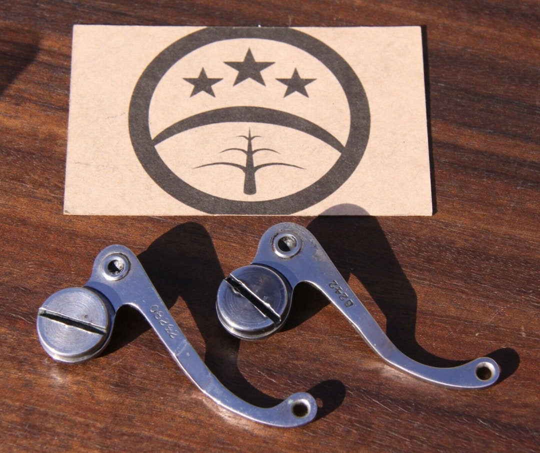 Singer Sewing Machine Thread Takeup Lever & Screw for 27k / Etsy