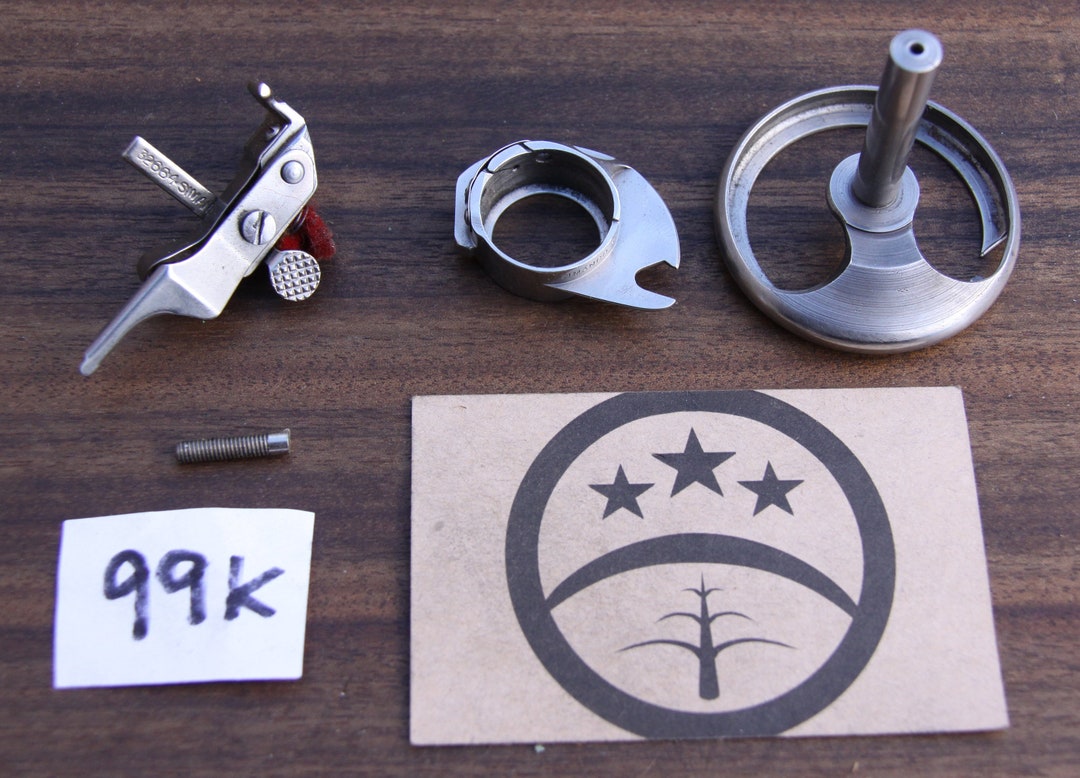 Singer Sewing Machine Bobbin Housing / Case / Shuttle Assembly Etsy