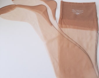 Nylon Seamed Stockings | SZ 9.5 | 32" long | Vintage, Full Fashioned | Beige Light, Cuban Heel, Keyhole | shoe 7.5 - 8 | N.O.S. NEW