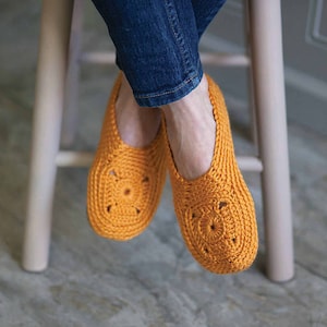 Sweet granny square  crochet slippers pattern # 17 by Melissa Thibault