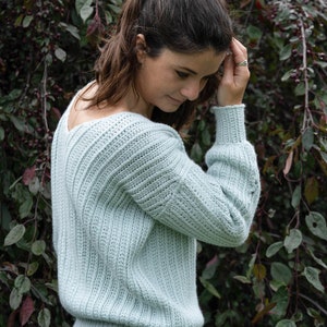 Blueberry Hill crochet sweater PATTERN by Mëlie image 4