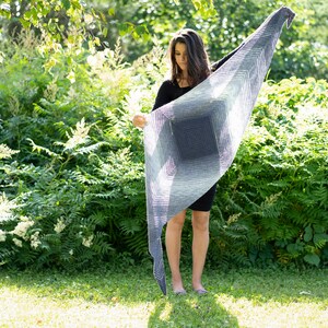 Cyclone | crochet shawl PATTERN by Mëlie