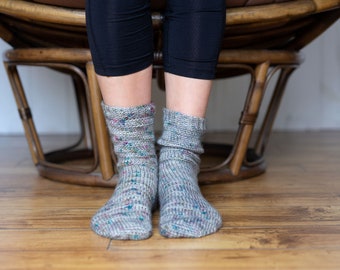Emilia | crochet socks pattern