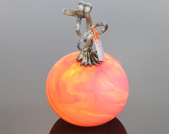 Phenomenal Hand Blown Orange Glass Pumpkin W557