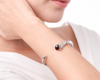 シルバーバングル 赤サンゴ 楽天市場】血赤珊瑚 バングル ブレスレット