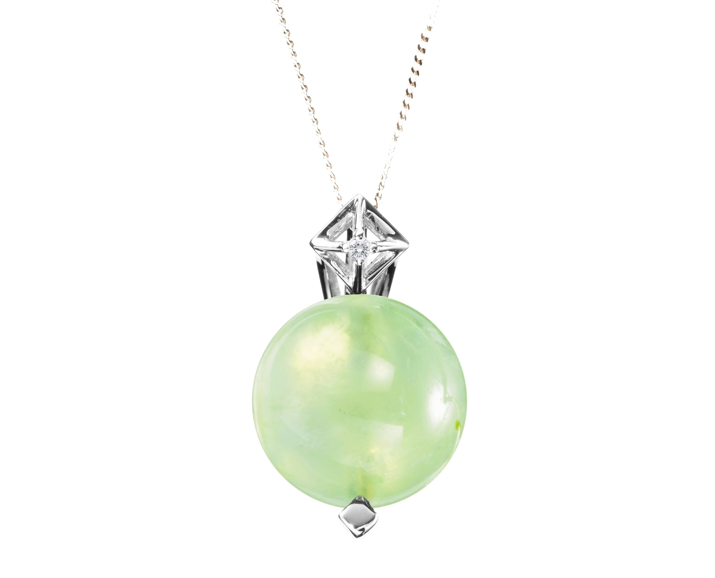 Peridot Necklace in 14k White Gold With 