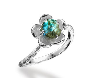 Flower engagement ring raw labradorite crystal-Alternative wedding ring-Floral plant proposal ring bridal-Nature inspired ring-Twig branch