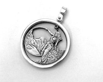 Coin Bezel in Sterling silver for larger coin. 35mm x mm coin.