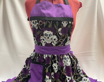 Retro Vintage 50s Style Full Apron / Pinny - Skulls & Roses on Black with Purple Trim