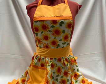 Half Apron Retro apron Butter yellow Cottage chic White lace trim Vintage Apron Mid century apron Semi sheer OrganzaNylon Apron