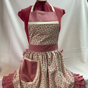 Retro Vintage 50s Style Full Apron / Pinny - Pink Roses Floral with Dusky Pink Trim