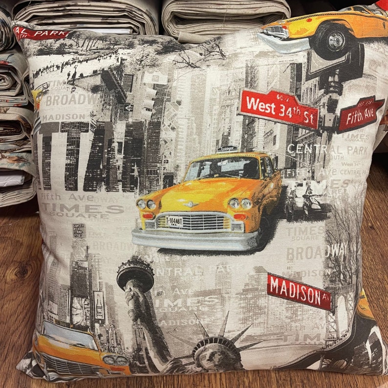 FabriqueCreations Cushion Cover