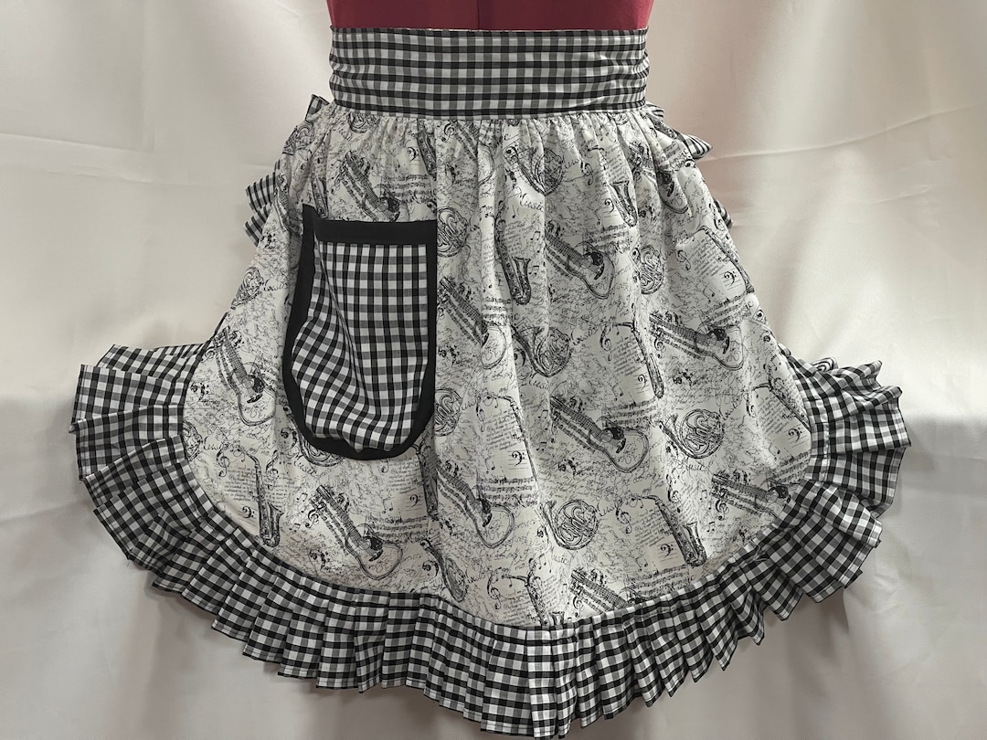 retro-vintage-50s-style-half-apron-pinny-musical-on-cream-with