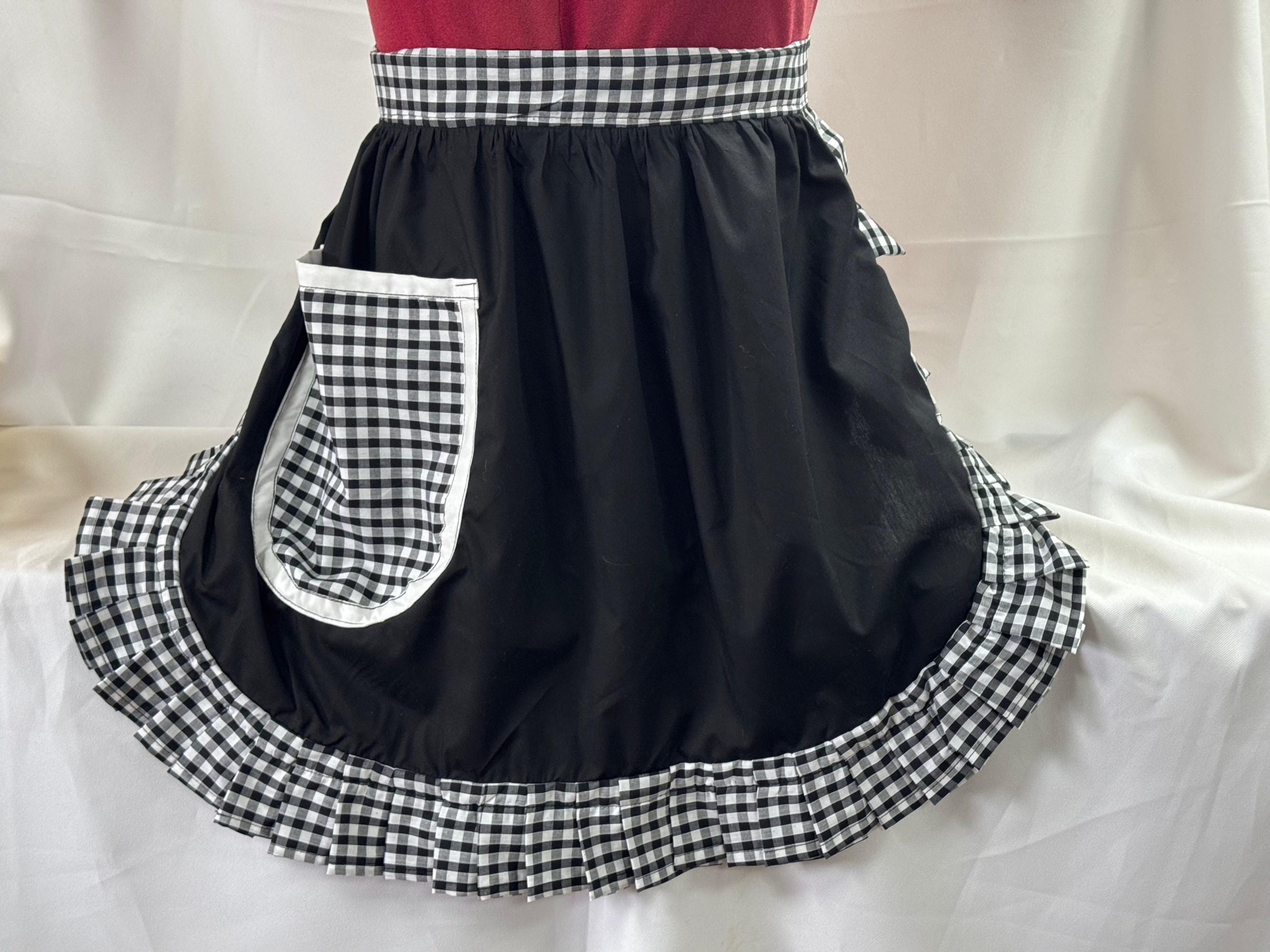 Grembiule / Pinny stile retrò vintage anni '50 - Nero con rifiniture a quadretti bianchi e neri - Italia