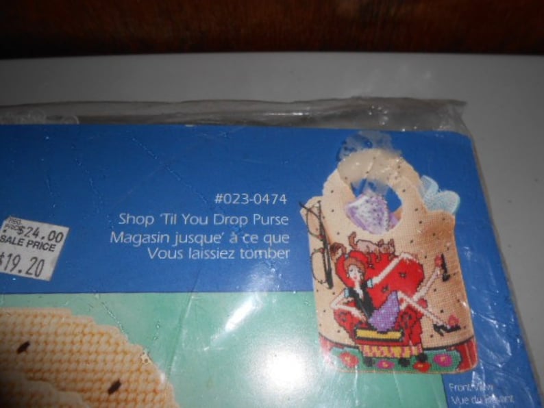 Janlynn Shop Till You Drop Small Purse Plastic Canvas Kit