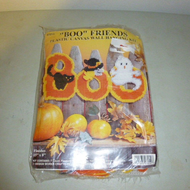 Halloween Boo Friends Plastic Canvas Wall Hanging Kit Design Etsy