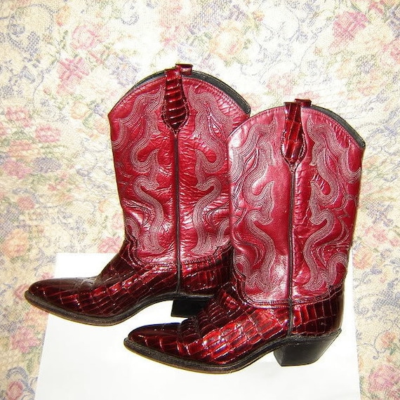 Womens Vintage Red Cowboy Cowgirl Western Leather