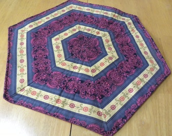 TABLE TOPPER - pieced, quilted, table centerpiece, table scarf, fuschia, gold, green