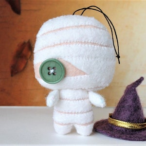 PDF Pattern - Felt Mummy Halloween Ornament