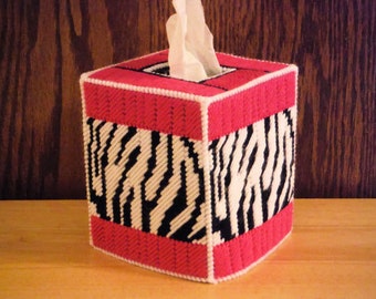 Plastic Canvas Square Tissue Box Holder