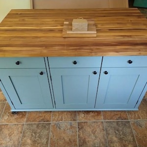 Isla de cocina personalizada con encimera de madera maciza y asientos: La "Philly" imagen 10