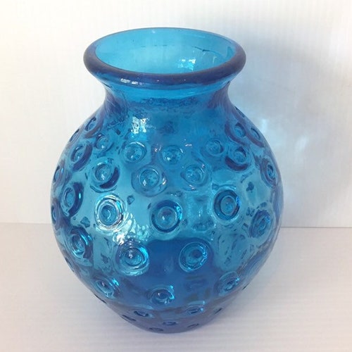 Mid shops Century Empoli Blue Hobnail Bulbous Glass Vase Italy Rounded Inverted Italian Art Glass
