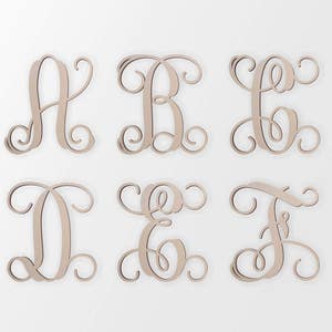 Letras de madera sin terminar en el estilo de fuente VINE MONOGRAM
