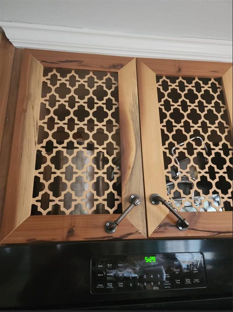 Inserciones metálicas decorativas para gabinetes: malla de acero personalizada para paneles de puertas de cocina imagen 17