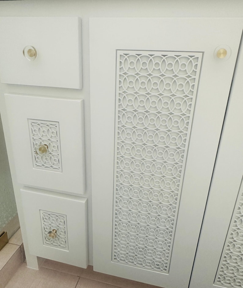 Inserciones metálicas decorativas para gabinetes: malla de acero personalizada para paneles de puertas de cocina imagen 19