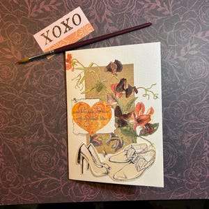 Tarjeta de corazón de amor y felicidad: diseño floral pintado a mano para San Valentín, aniversario o romance.