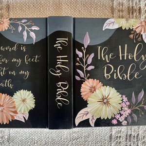 Benutzerdefinierte handgemalte Bibeln, Konfirmationsgeschenk, Hochzeitsbibel, Familienbibel, Muttertagsgeschenk, Sie liest Wahrheitsbibel, Teen Bibel