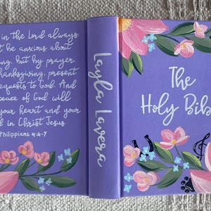 Benutzerdefinierte handgemalte Bibeln, Konfirmationsgeschenk, Hochzeitsbibel, Familienbibel, Muttertagsgeschenk, Sie liest Wahrheitsbibel, Teen Bibel