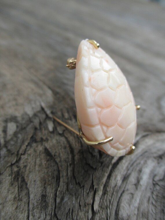 Solid 14K Yellow Gold Coral Turtle Shell Pendant … - image 2