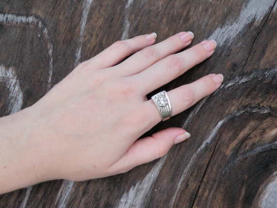 Solid 14K White Gold Diamond Ring Diamonds Angled… - image 5