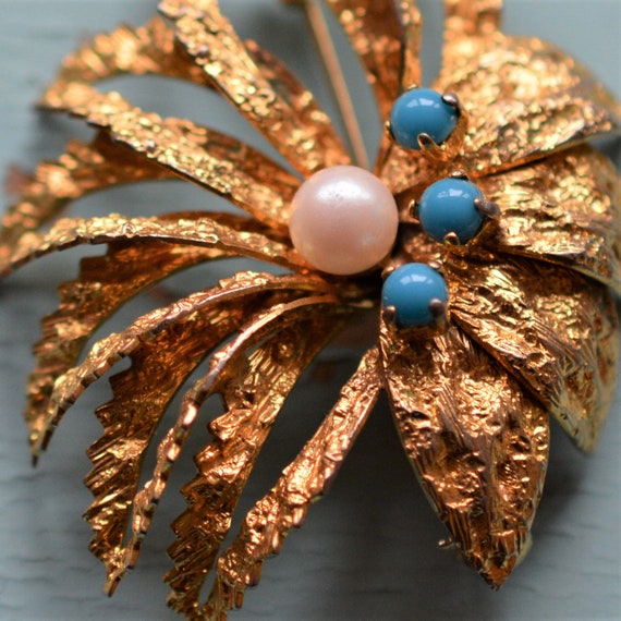 80s Abstract Floral Brooch | Faux Pearl + Turquoi… - image 8