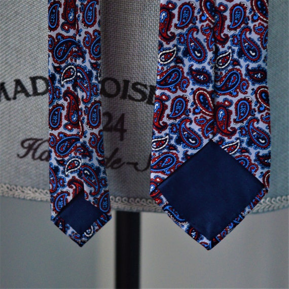 90s Silk Grey Paisley Necktie | Made in Italy | P… - image 6