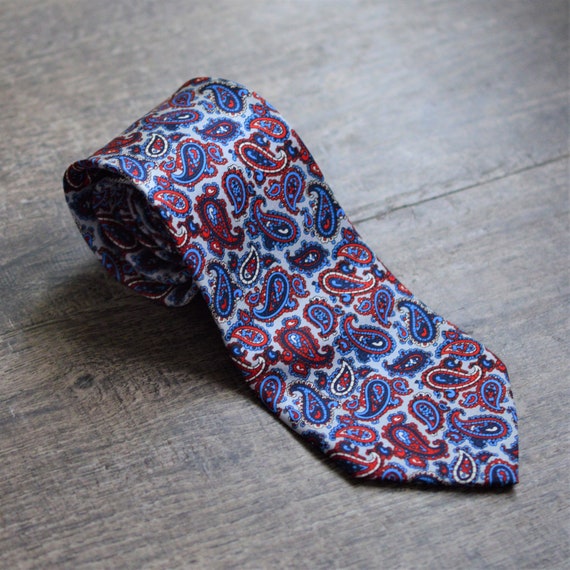 90s Silk Grey Paisley Necktie | Made in Italy | P… - image 1