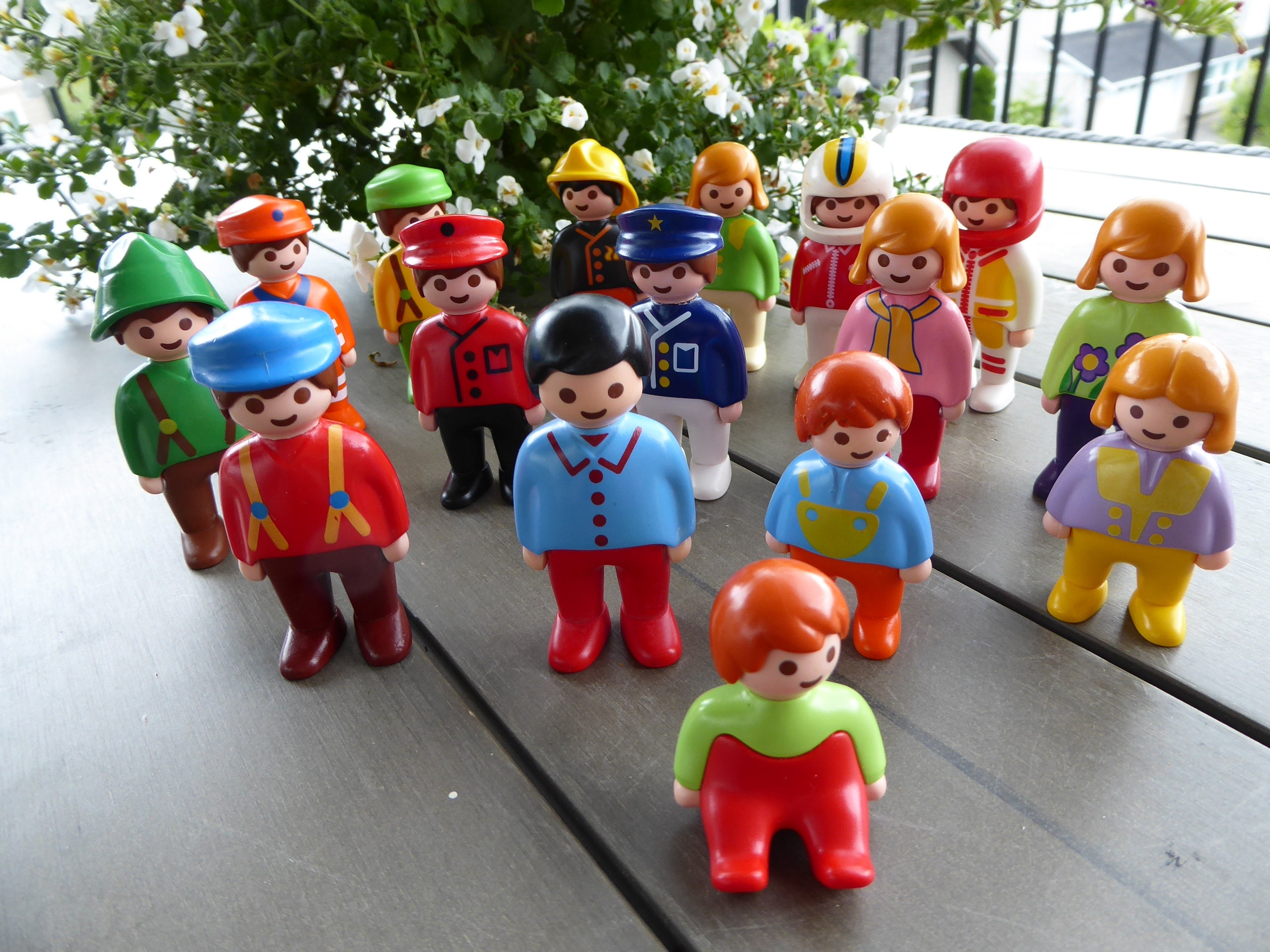 Vintage Lot of 16 Playmobil 1990 Geobra Figures ALL DIFFERENT Etsy