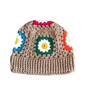 Gorro unisex hecho a mano, gorro cuadrado Daisy Grandma para mujer y hombre, gorro de ganchillo para ella, gorro bohemio para él