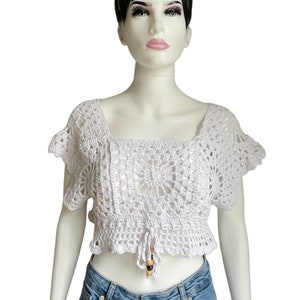 Top bohemio con cuadrados de abuela, top de crochet para mujer, top corto con cuadrados de abuela, top con hombros descubiertos para adolescentes, top de algodón de crochet eachwear para festivales