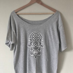 Hamsa Crop Top Yoga Top Hand of Fatima Grey Cut Out Graphic Tee Gift For Her Fitness Clothes Zen T-Shirts Men Loose Fit Graphic Top image 6