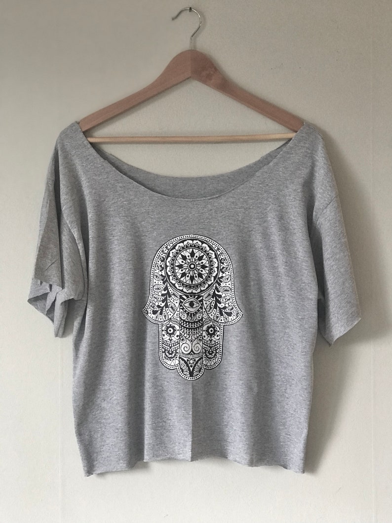 Hamsa Crop Top Yoga Top Hand of Fatima Grey Cut Out Graphic Tee Gift For Her Fitness Clothes Zen T-Shirts Men Loose Fit Graphic Top image 6