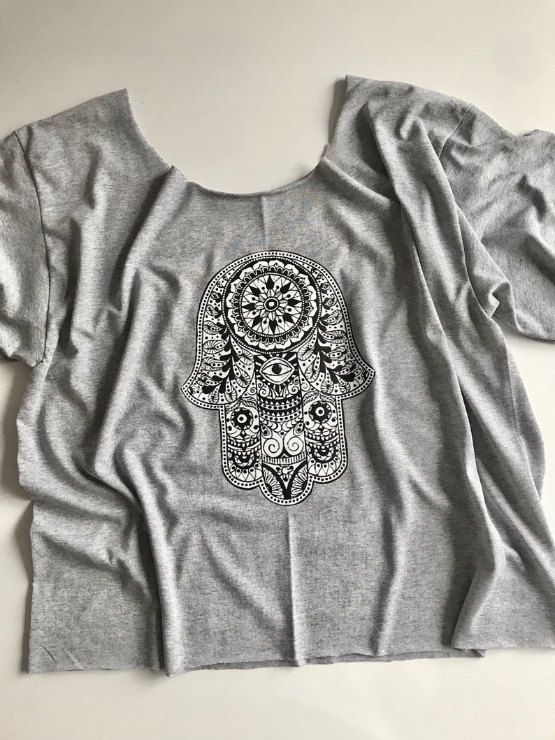 Hamsa Crop Top Yoga Top Hand of Fatima Grey Cut Out Graphic Tee Gift For Her Fitness Clothes Zen T-Shirts Men Loose Fit Graphic Top image 7