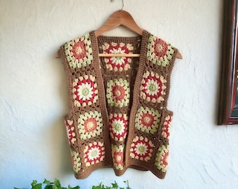Kamizelka z szydełkowanego patchworku: unisex, kwadratowa kamizelka w stylu boho, Sunburst, prezent dla babci